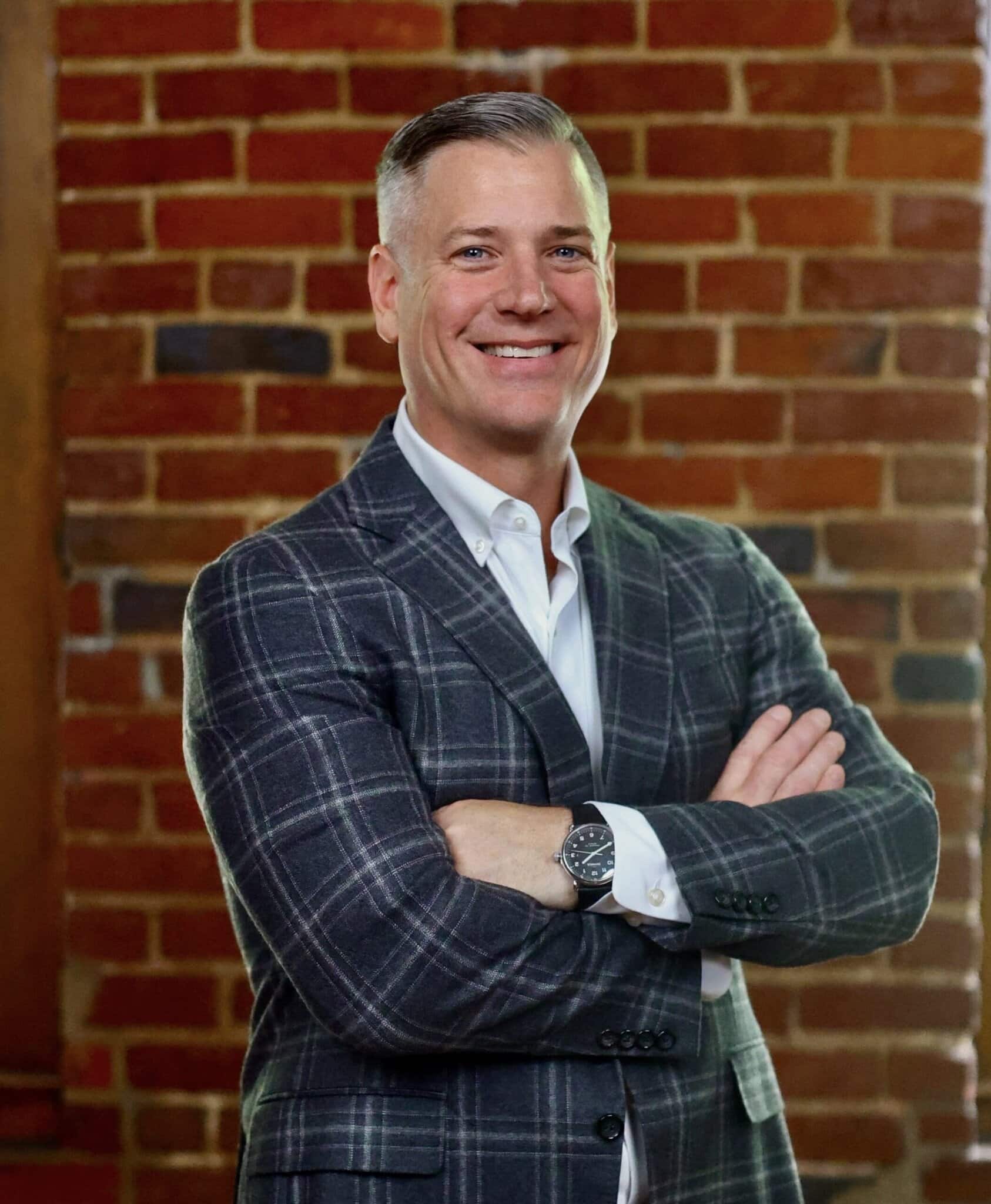 Team - Animal Welfare League of Arlington, image size:2107x2560